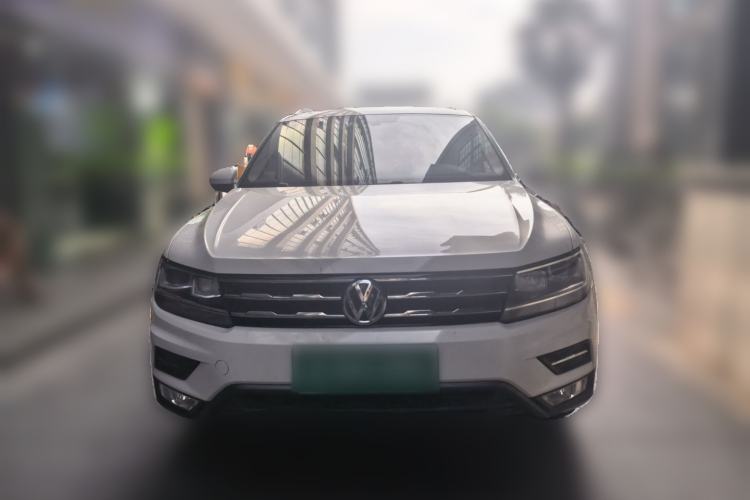 Used Volkswagen Tiguan L 2018 Facelift 330TSI Automatic Two-Wheel Drive Luxury Edition Front