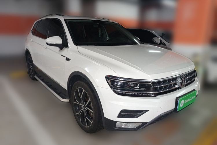 Used Volkswagen Tiguan L 2018 330TSI Automatic Two-Wheel Drive Flagship Edition Front Right 45 Deg