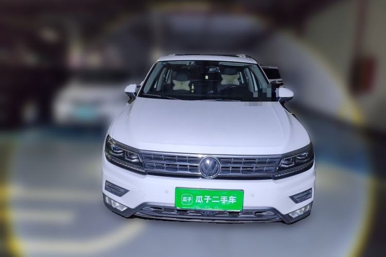 Used Volkswagen Tiguan L 2018 380TSI Automatic All-Wheel Drive Luxury Edition Front