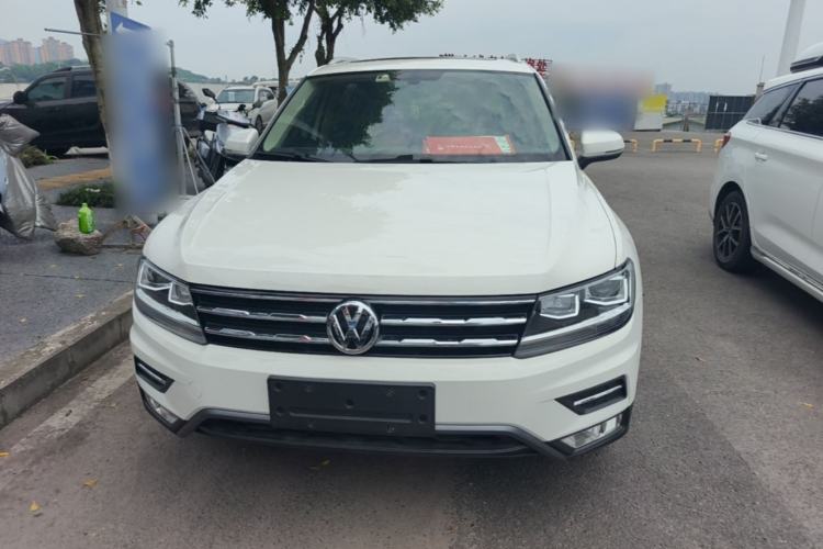 Used Volkswagen Tiguan L 2018 Facelift 330TSI Automatic Two-Wheel Drive Luxury Edition Front