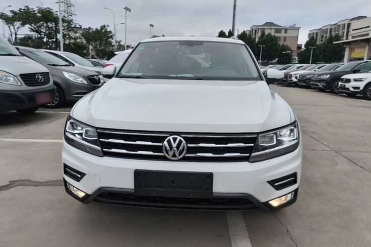 Used Volkswagen Tiguan L 2018 330TSI Automatic Two-Wheel Drive Luxury Edition Front