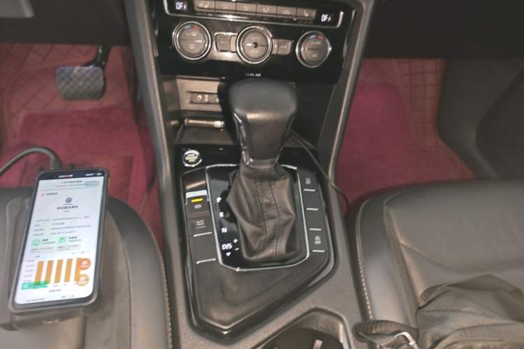 Used Volkswagen Tiguan L 2018 330TSI Automatic Two-Wheel Drive Luxury Edition Gear Lever