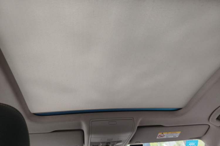 Used Volkswagen Tiguan L 2018 330TSI Automatic Two-Wheel Drive Luxury Edition Headliner