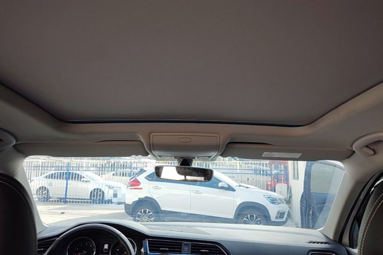 Used Volkswagen Tiguan L 2018 330TSI Automatic Two-Wheel Drive Flagship Edition Headliner