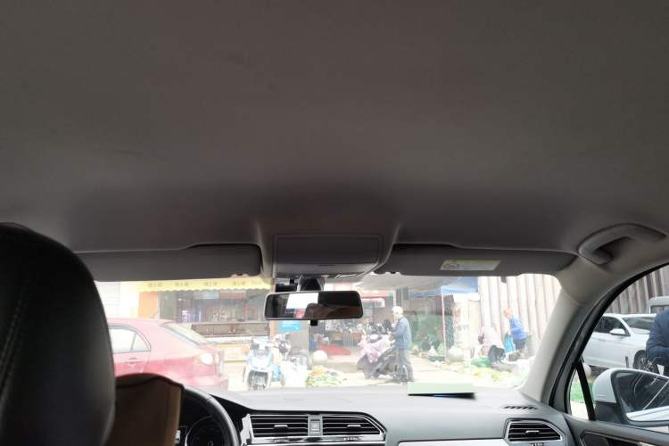 Used Volkswagen Tiguan L 2018 330TSI Automatic Two-Wheel Drive Comfort Edition Headliner