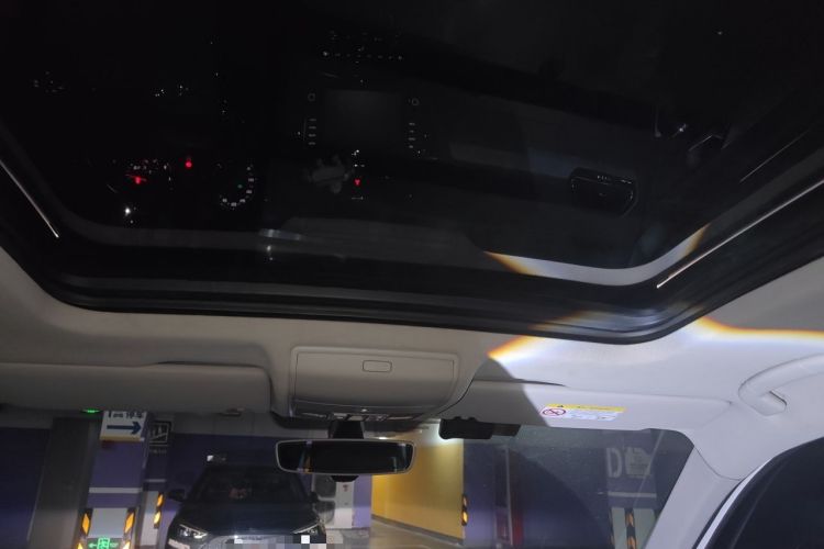 Used Volkswagen Tiguan L 2018 330TSI Automatic Two-Wheel Drive Luxury Edition Headliner