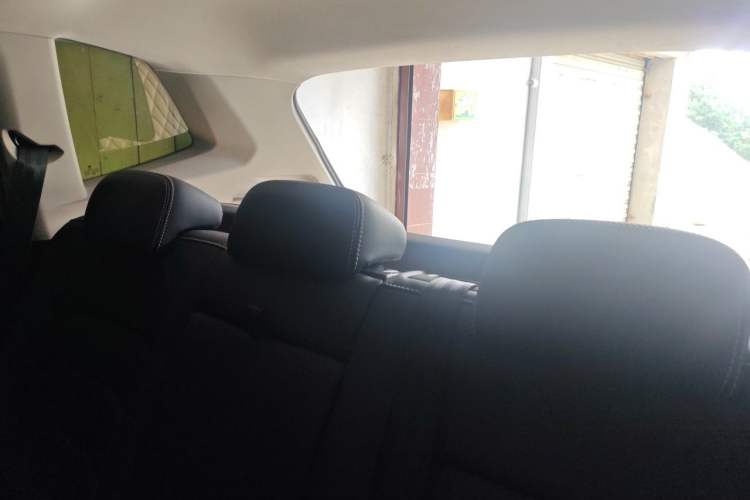 Used Volkswagen Tiguan L 2018 330TSI Automatic Two-Wheel Drive Luxury Edition Headliner