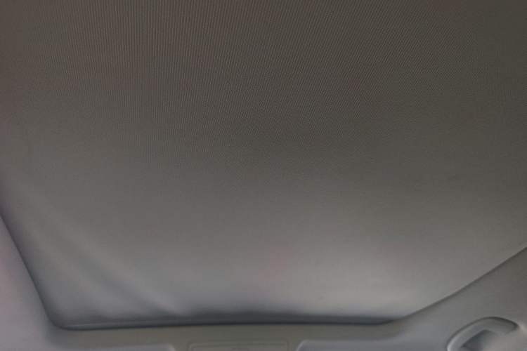 Used Volkswagen Tiguan L 2018 330TSI Automatic Two-Wheel Drive Luxury Edition Headliner
