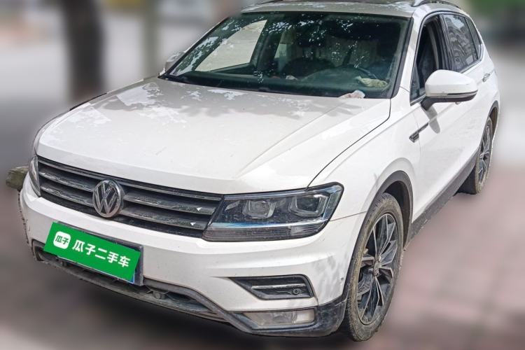 Used Volkswagen Tiguan L 2018 330TSI Automatic Two-Wheel Drive Flagship Edition Guazi used car, China used car export, Used car for sale, Used cars, Cheapest cars for sale
