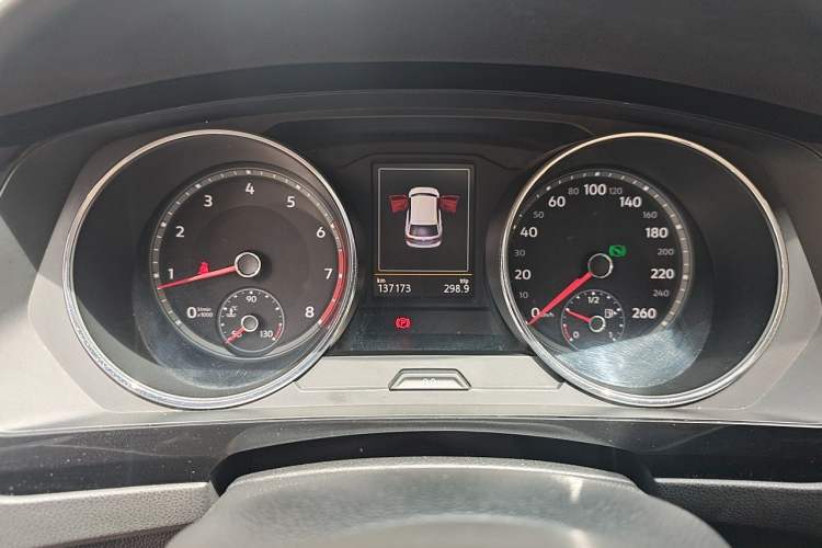 Used Volkswagen Tiguan L 2018 330TSI Automatic Two-Wheel Drive Luxury Edition Instrument Cluster