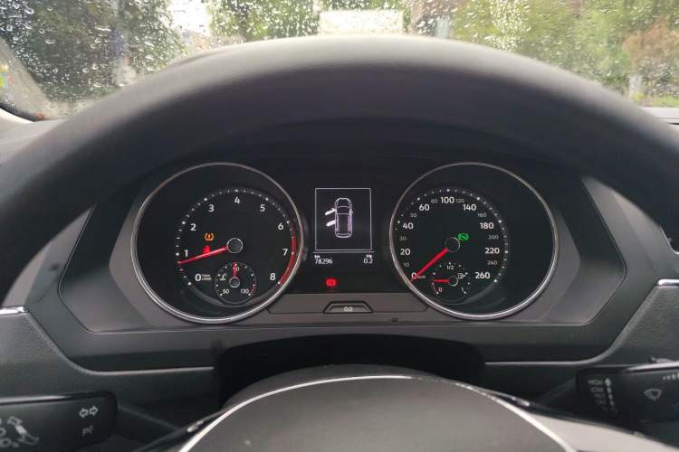 Used Volkswagen Tiguan L 2018 330TSI Automatic Two-Wheel Drive Luxury Edition Instrument Cluster