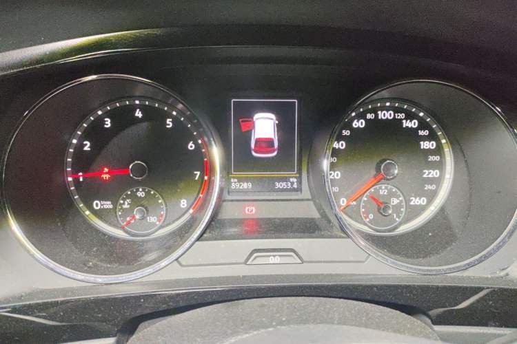 Used Volkswagen Tiguan L 2018 380TSI Automatic All-Wheel Drive Luxury Edition Instrument Cluster