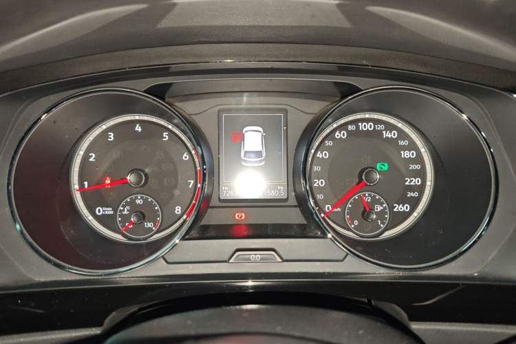 Used Volkswagen Tiguan L 2018 380TSI Automatic All-Wheel Drive Luxury Edition Instrument Cluster