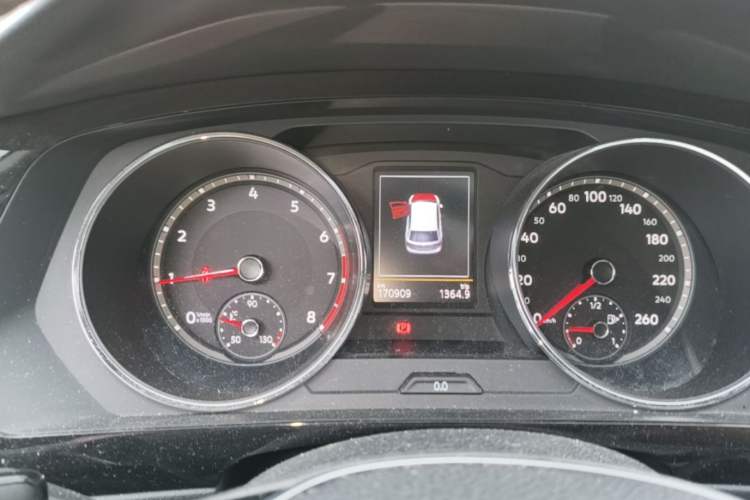 Used Volkswagen Tiguan L 2018 380TSI Automatic All-Wheel Drive Luxury Edition Instrument Cluster