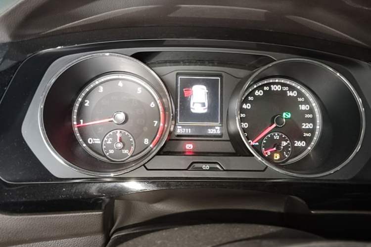Used Volkswagen Tiguan L 2018 330TSI Automatic Two-Wheel Drive Luxury Edition Instrument Cluster