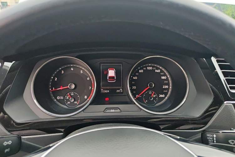 Used Volkswagen Tiguan L 2018 Facelift 330TSI Automatic Two-Wheel Drive Luxury Edition Instrument Cluster