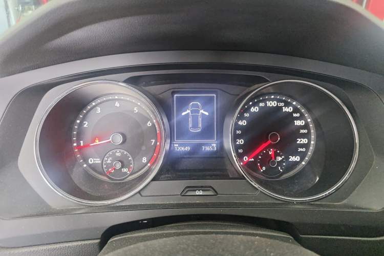 Used Volkswagen Tiguan L 2018 330TSI Automatic Two-Wheel Drive Luxury Edition Instrument Cluster