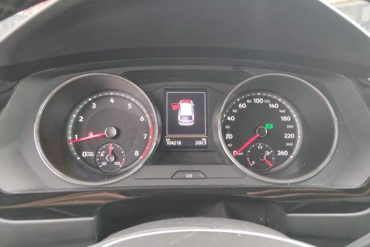 Used Volkswagen Tiguan L 2018 330TSI Automatic Two-Wheel Drive Comfort Edition Instrument Cluster