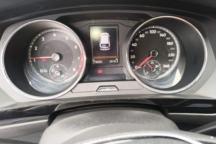 Used Volkswagen Tiguan L 2018 Facelift 330TSI Automatic Two-Wheel Drive Luxury Edition Instrument Cluster