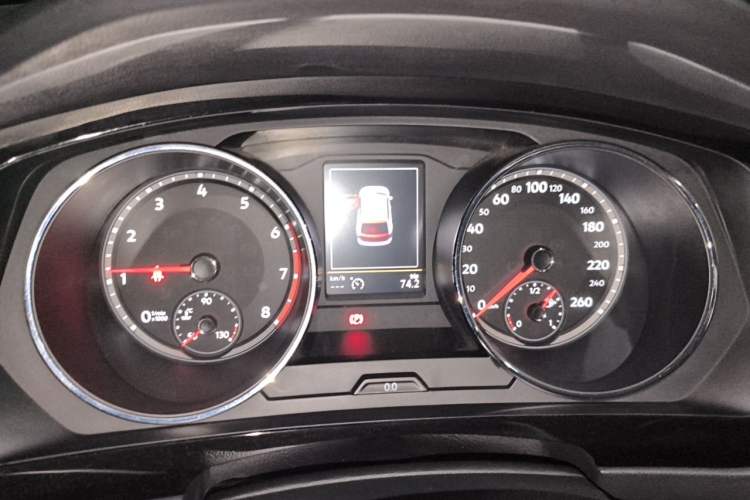 Used Volkswagen Tiguan L 2018 330TSI Automatic Two-Wheel Drive Luxury Edition Instrument Cluster
