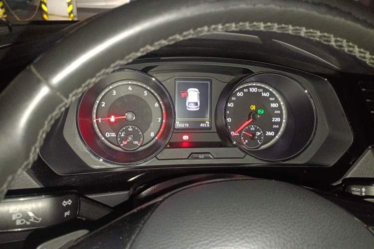 Used Volkswagen Tiguan L 2018 330TSI Automatic Two-Wheel Drive Luxury Edition Instrument Cluster