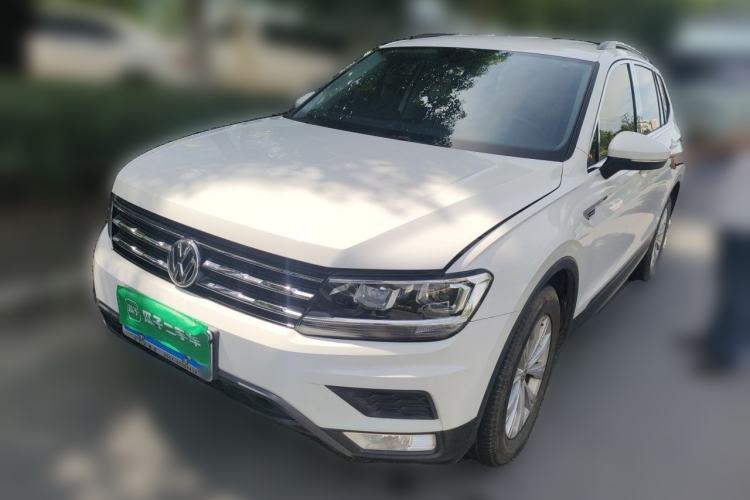 Used Volkswagen Tiguan L 2018 330TSI Automatic Two-Wheel Drive Luxury Edition Guazi used car, China used car export, Used car for sale, Used  cars, Cheapest cars for sale