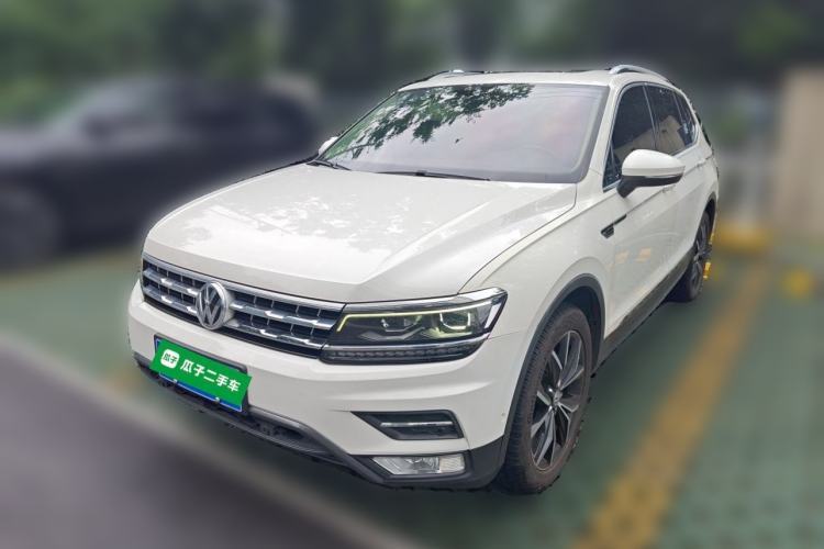 Used Volkswagen Tiguan L 2018 Revised 330TSI Automatic Two-Wheel Drive Flagship Edition Guazi used car, China used car export, Used car for sale, Used cars, Cheapest cars for sale