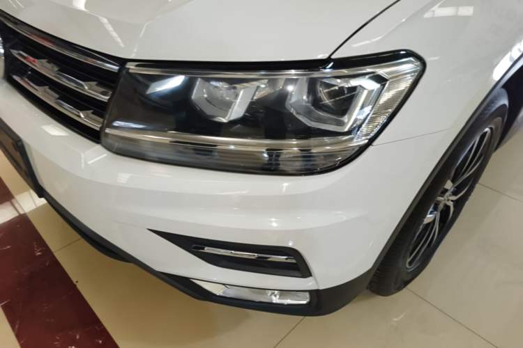 Used Volkswagen Tiguan L 2018 330TSI Automatic Two-Wheel Drive Luxury Edition Left Front Headlight