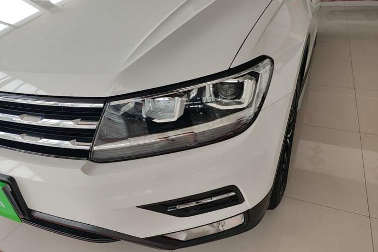 Used Volkswagen Tiguan L 2018 330TSI Automatic Two-Wheel Drive Luxury Edition Left Front Headlight