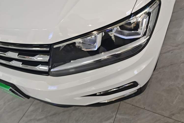 Used Volkswagen Tiguan L 2018 330TSI Automatic Two-Wheel Drive Luxury Edition Left Front Headlight
