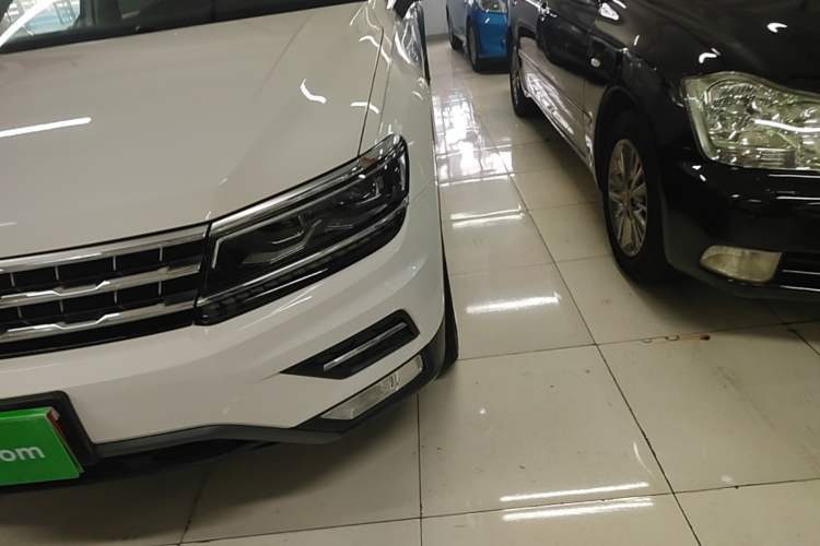 Used Volkswagen Tiguan L 2018 Revised Version 380TSI Automatic All-Wheel Drive Flagship Edition Left Front Headlight