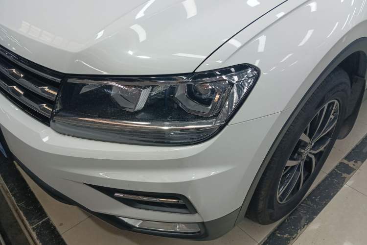 Used Volkswagen Tiguan L 2018 330TSI Automatic Two-Wheel Drive Luxury Edition Left Front Headlight