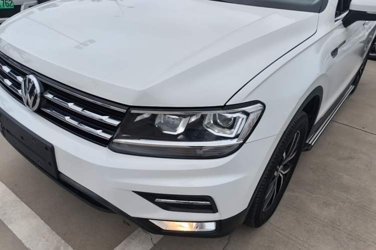 Used Volkswagen Tiguan L 2018 330TSI Automatic Two-Wheel Drive Luxury Edition Left Front Headlight