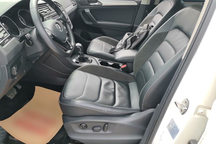 Used Volkswagen Tiguan L 2018 330TSI Automatic Two-Wheel Drive Luxury Edition Left Front Seat