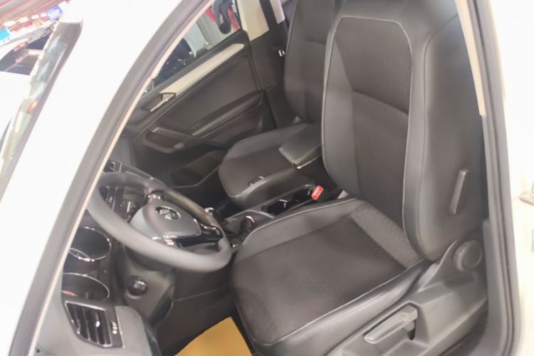 Used Volkswagen Tiguan L 2018 330TSI Automatic Two-Wheel Drive Luxury Edition Left Front Seat