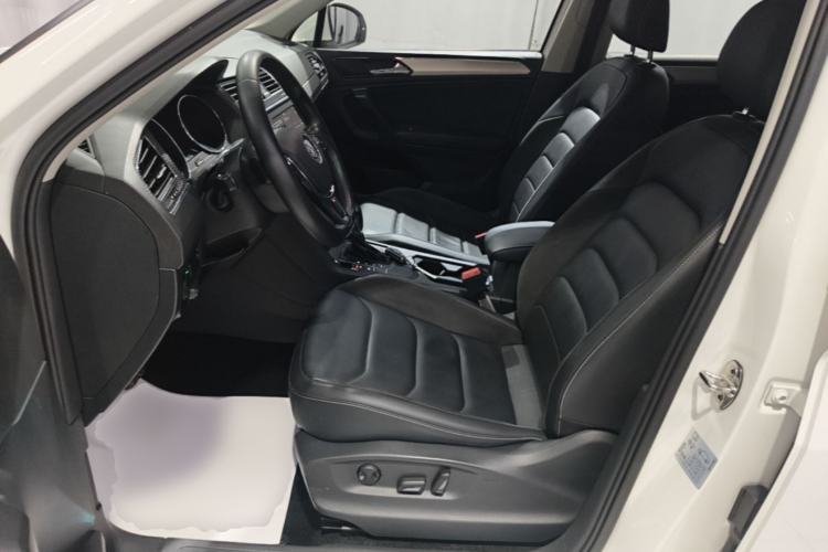 Used Volkswagen Tiguan L 2018 280TSI Automatic Two-Wheel Drive Comfort Edition Left Front Seat