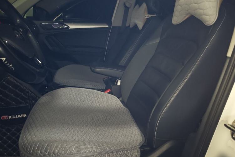 Used Volkswagen Tiguan L 2018 380TSI Automatic All-Wheel Drive Luxury Edition Left Front Seat
