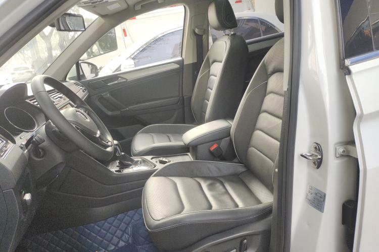 Used Volkswagen Tiguan L 2018 330TSI Automatic Two-Wheel Drive Flagship Edition Left Front Seat