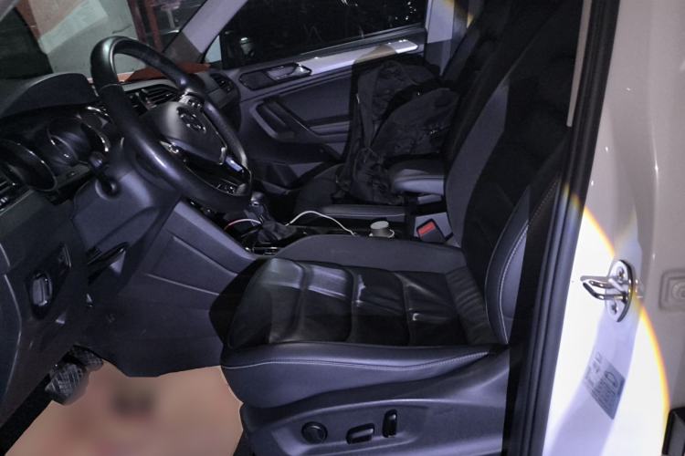 Used Volkswagen Tiguan L 2018 330TSI Automatic Two-Wheel Drive Luxury Edition Left Front Seat