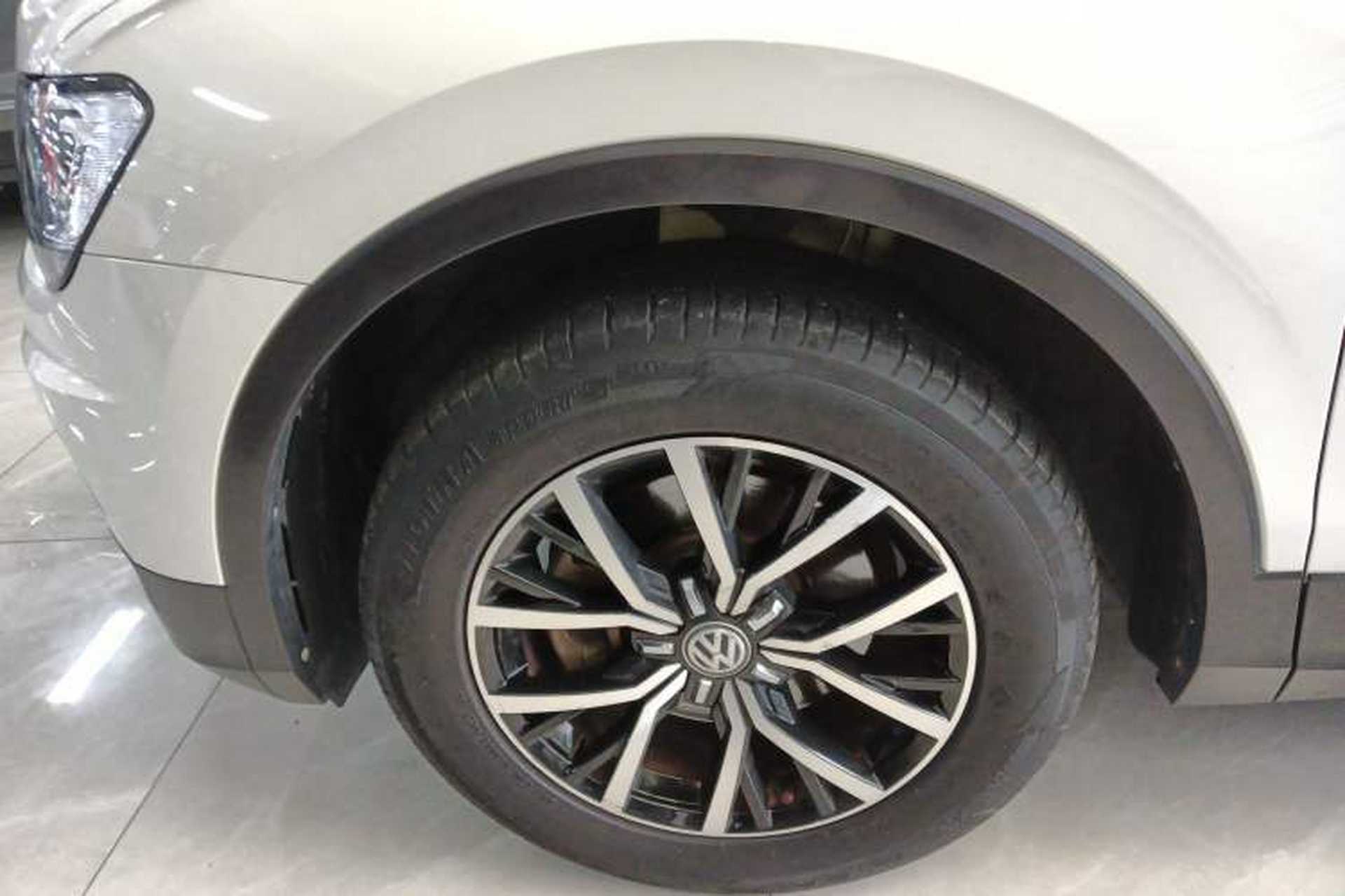 Used Volkswagen Tiguan L 2018 330TSI Automatic Two-Wheel Drive Comfort Edition Left Front Wheel Hub