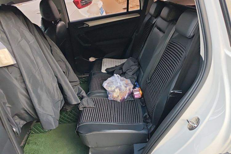 Used Volkswagen Tiguan L 2018 280TSI Automatic Two-Wheel Drive Comfort Edition Left Rear Seat