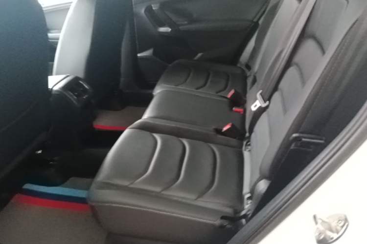Used Volkswagen Tiguan L 2018 380TSI Automatic All-Wheel Drive Luxury Edition Left Rear Seat