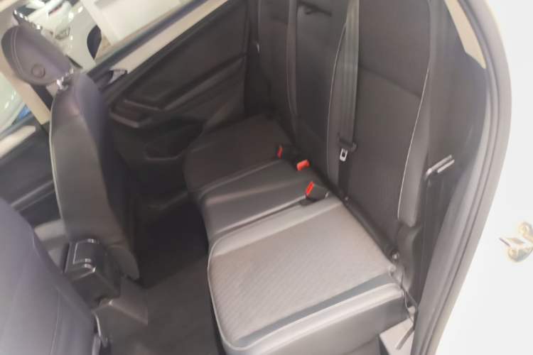 Used Volkswagen Tiguan L 2018 330TSI Automatic Two-Wheel Drive Luxury Edition Left Rear Seat