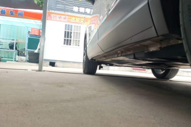 Used Volkswagen Tiguan L 2018 330TSI Automatic Two-Wheel Drive Flagship Edition Left Side Sill