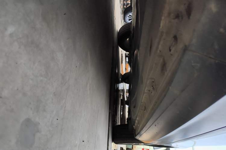 Used Volkswagen Tiguan L 2018 330TSI Automatic Two-Wheel Drive Luxury Edition Left Side Sill
