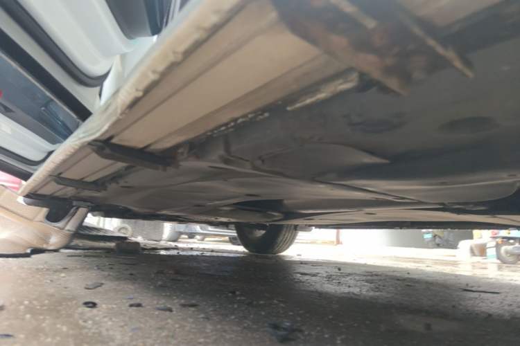 Used Volkswagen Tiguan L 2018 330TSI Automatic Two-Wheel Drive Luxury Edition Left Side Sill