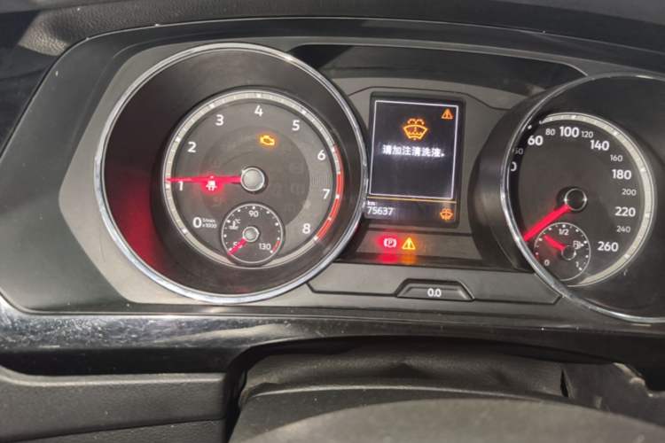 Used Volkswagen Tiguan L 2018 Revised Version 330TSI Automatic Two-Wheel Drive Comfort Edition Odometer Close Up