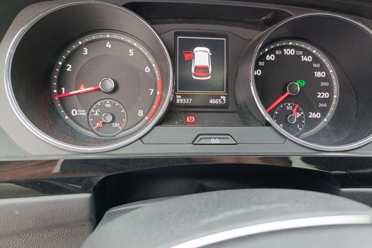 Used Volkswagen Tiguan L 2018 330TSI Automatic Two-Wheel Drive Flagship Edition Odometer Close Up