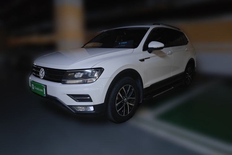Used Volkswagen Tiguan L 2018 330TSI Automatic Two-Wheel Drive Luxury Edition Guazi used car, China used car export, Used car for sale, Used cars, Cheapest cars for sale