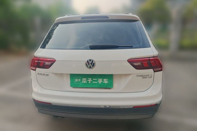 Used Volkswagen Tiguan L 2018 Facelift 330TSI Automatic Two-Wheel Drive Luxury Edition Rear